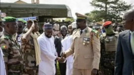 Guinée suspension de trois partis politiques