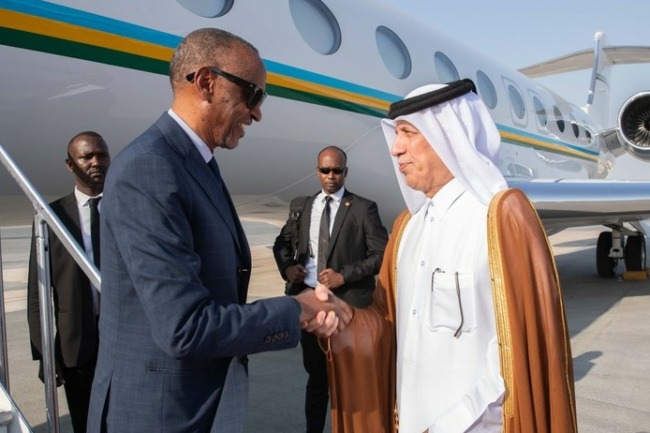 Le président Kagame est arrivé au Qatar pour une visite officielle
