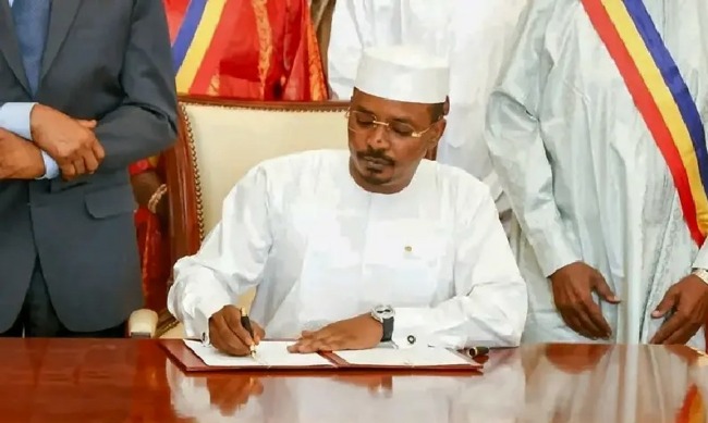 Tchad, modification de la Constitution