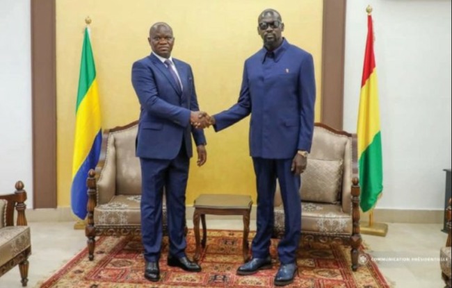 Brice Clotaire Oligui Nguema, séjourne en Guinée Conakry